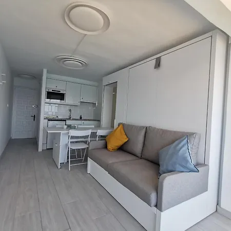 Estudio Reformado En Primera Linea De Mar Con Parking En - Es-209-26 Apartment *