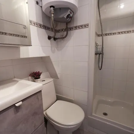 Cosette Palace Cb 10 Vistas Espectaculares En Primera Linea De Mar Con Parking Incluido En - Es-209-26 Castell-Platja d'Aro